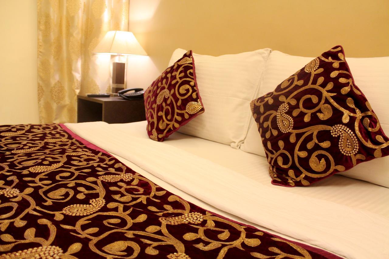 Anand Bhawan Hotel New Delhi Exterior photo